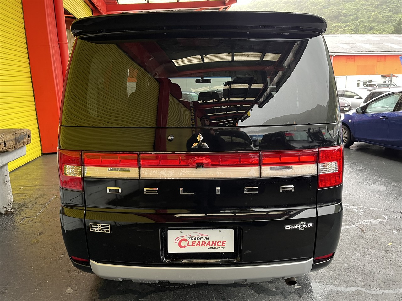 2014 Mitsubishi DELICA