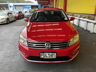 2015 Volkswagen Passat - Thumbnail