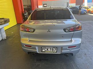 2008 Mitsubishi Galant - Thumbnail