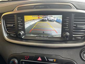 2017 Kia Sorento - Thumbnail