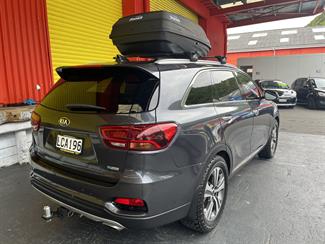 2017 Kia Sorento - Thumbnail