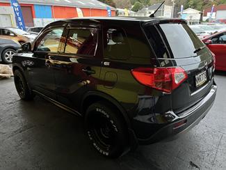 2015 Suzuki Escudo - Thumbnail