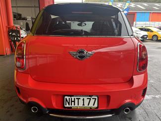 2011 BMW MINI - Thumbnail
