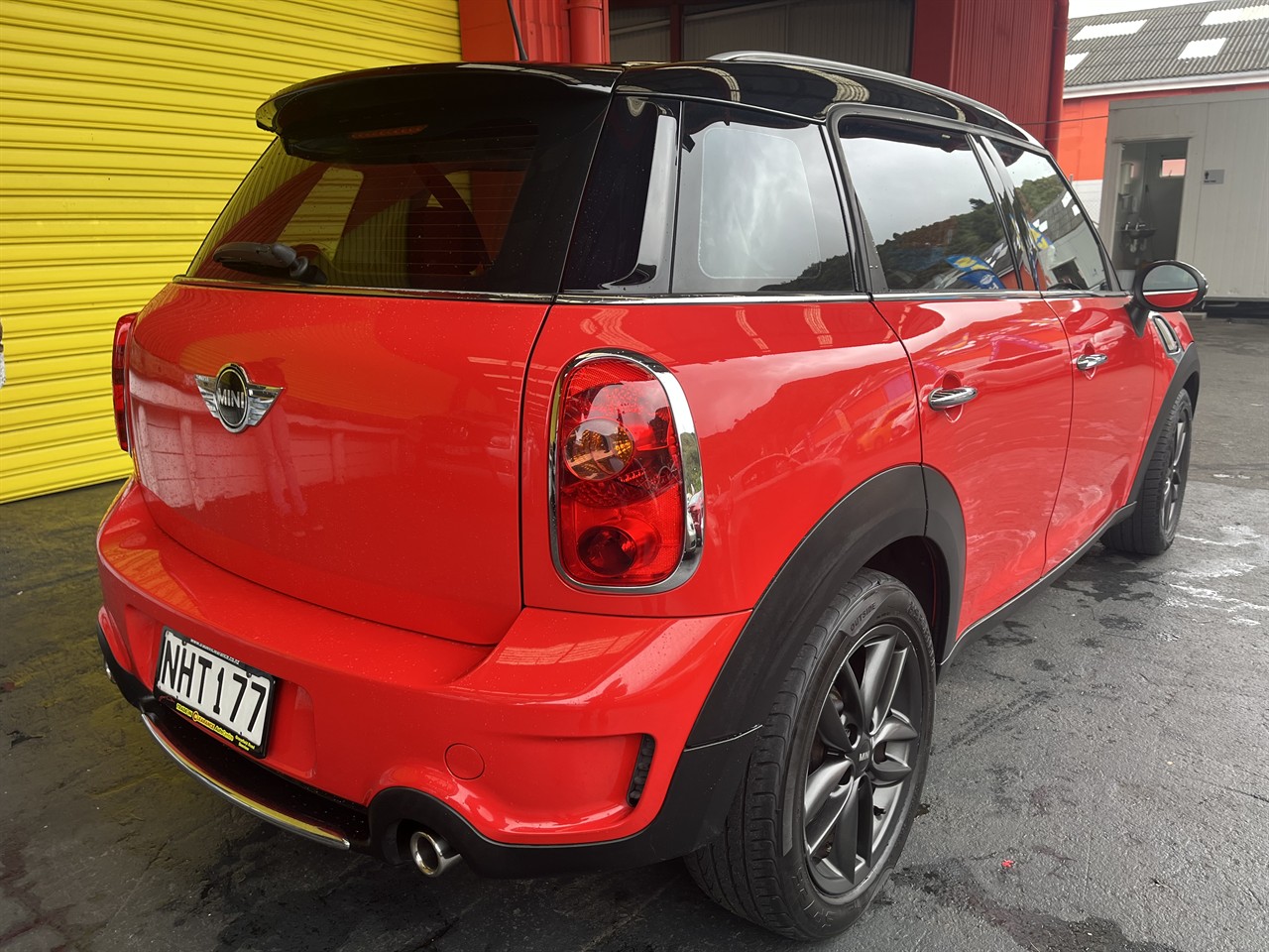 2011 BMW MINI