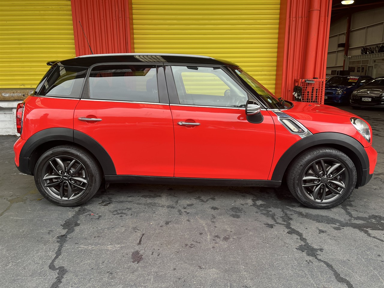 2011 BMW MINI