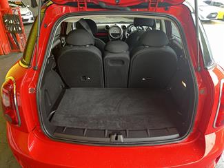 2011 BMW MINI - Thumbnail