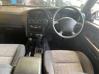 1995 Nissan Terrano - Thumbnail