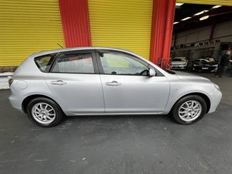 2007 Mazda Axela - Thumbnail