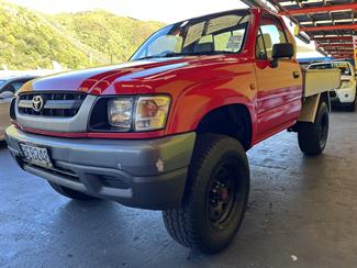 2003 Toyota Hilux - Thumbnail