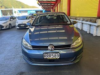 2013 Volkswagen Golf - Thumbnail