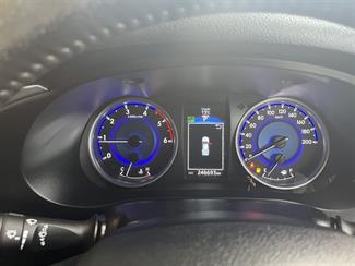 2016 Toyota Hilux - Thumbnail