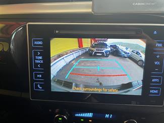 2016 Toyota Hilux - Thumbnail