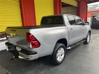 2016 Toyota Hilux - Thumbnail