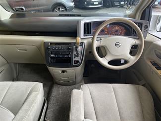 2003 Nissan ELGRAND - Thumbnail