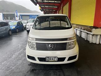2003 Nissan ELGRAND - Thumbnail