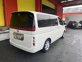 2003 Nissan ELGRAND - Thumbnail