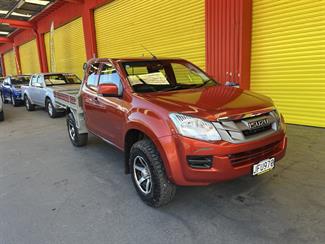 2015 Isuzu D-Max - Thumbnail