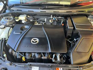 2004 Mazda Axela - Thumbnail