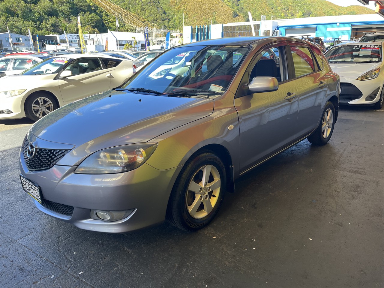 2004 Mazda Axela