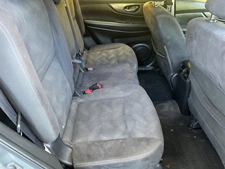 2017 Nissan X-Trail - Thumbnail