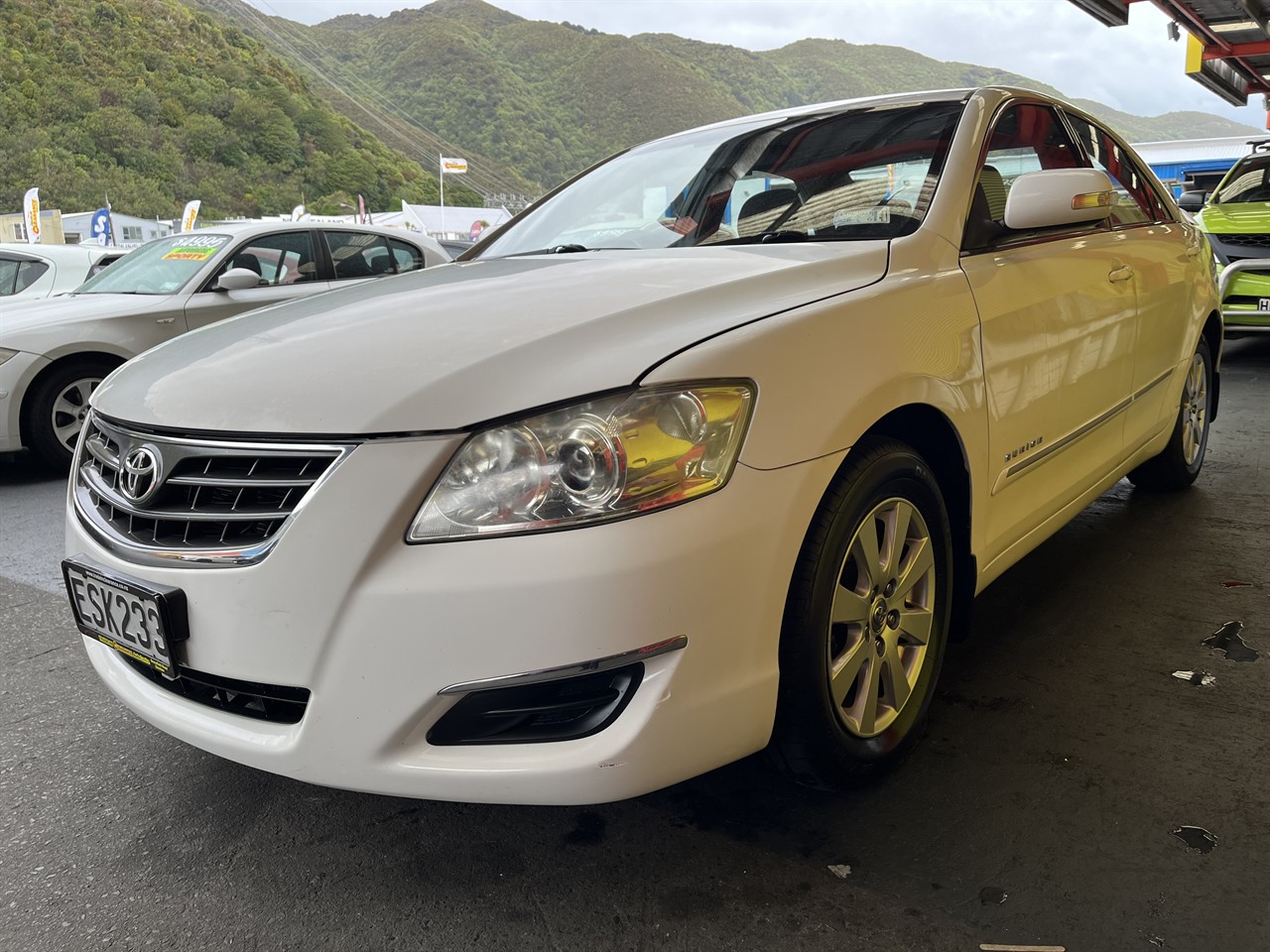 2008 Toyota AURION