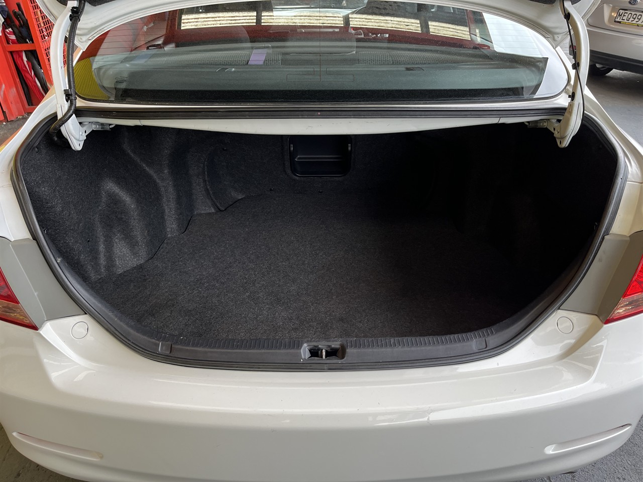 2008 Toyota AURION