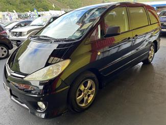 2004 Toyota Estima - Thumbnail