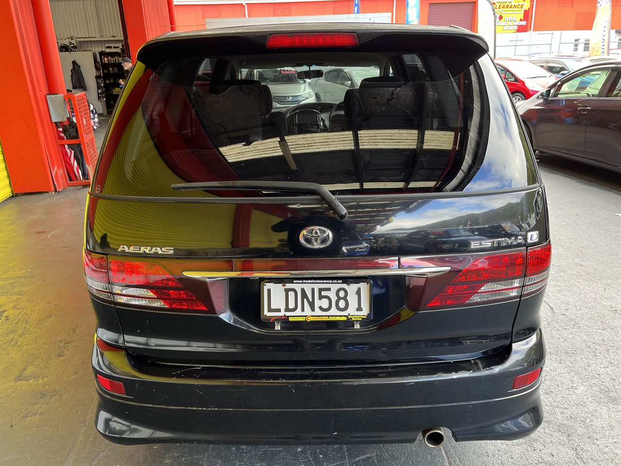2004 Toyota Estima