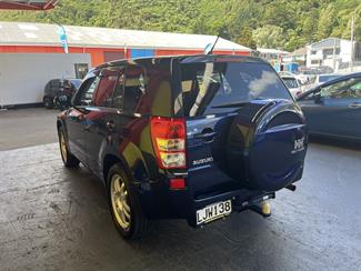 2008 Suzuki Escudo - Thumbnail