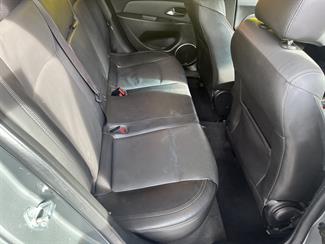 2010 Holden Cruze - Thumbnail