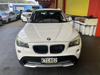 2011 BMW X1 - Thumbnail