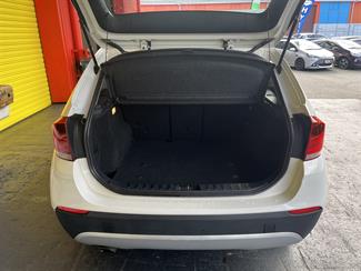2011 BMW X1 - Thumbnail
