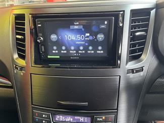 2013 Subaru Legacy - Thumbnail