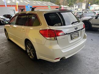 2013 Subaru Legacy - Thumbnail