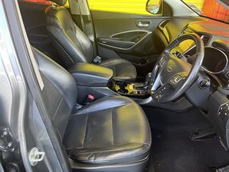 2014 Hyundai Santa Fe - Thumbnail