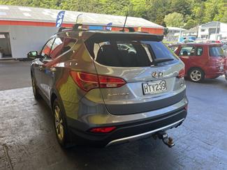 2014 Hyundai Santa Fe - Thumbnail