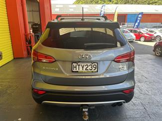 2014 Hyundai Santa Fe - Thumbnail