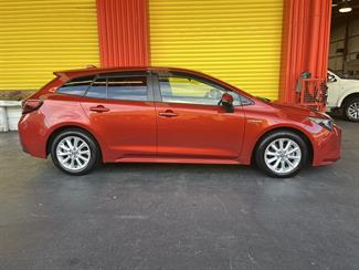 2020 Toyota Corolla - Thumbnail