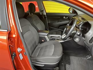 2015 Kia Sportage - Thumbnail