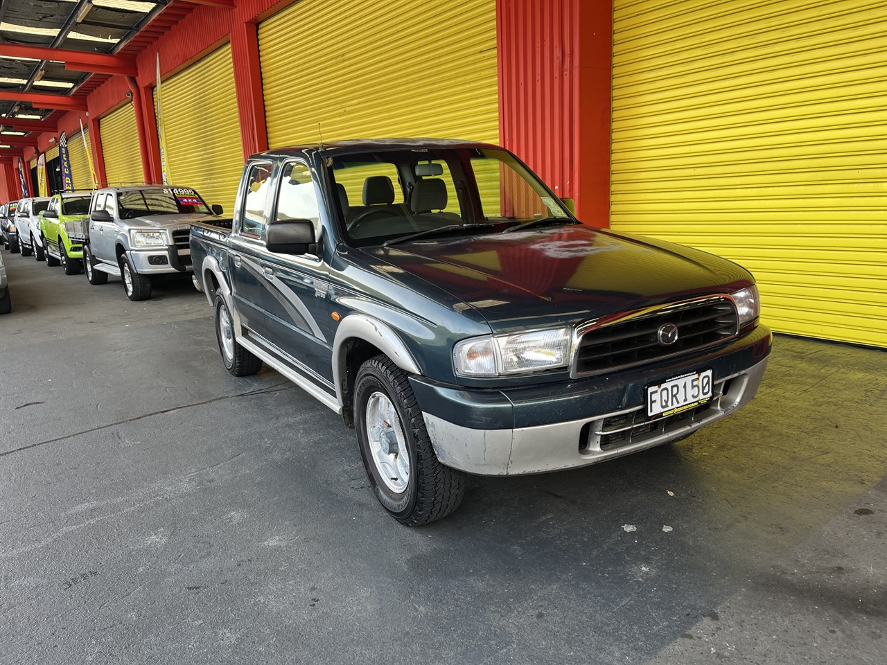 2000 Mazda bounty