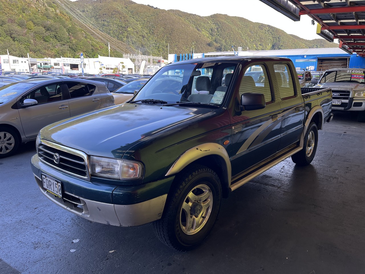 2000 Mazda bounty