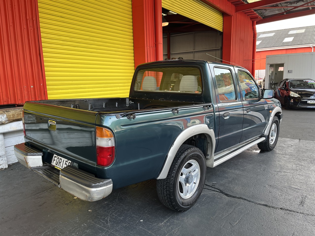 2000 Mazda bounty