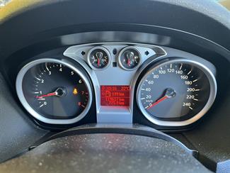 2012 Ford Kuga - Thumbnail