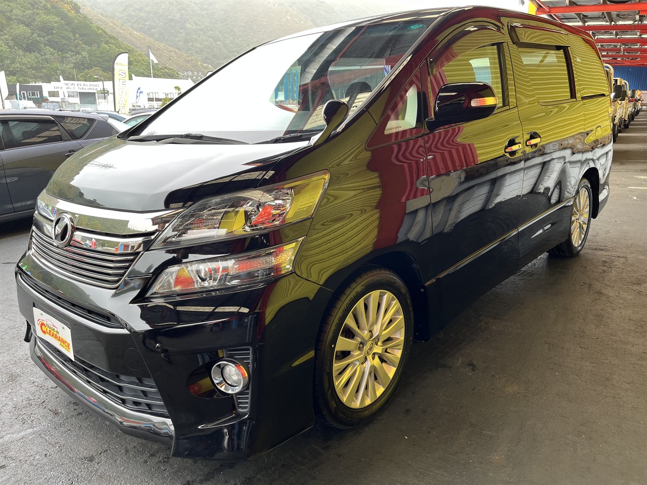 2013 Toyota Vellfire