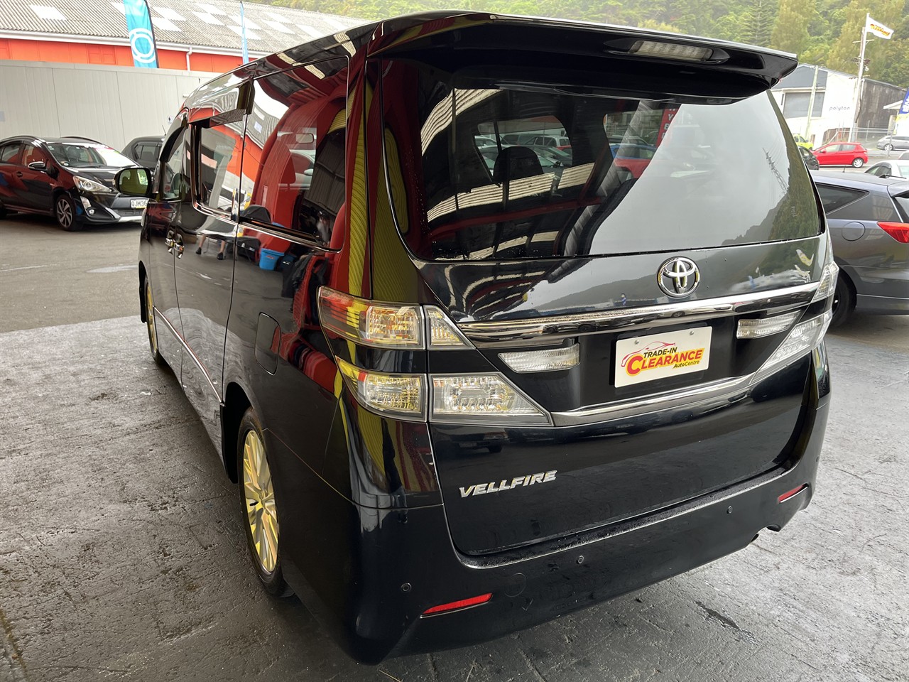 2013 Toyota Vellfire