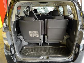 2013 Toyota Vellfire - Thumbnail