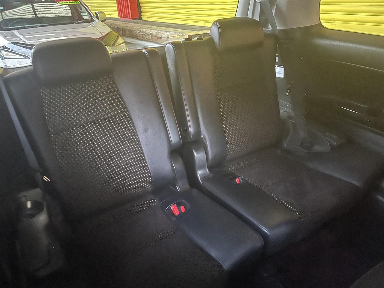 2014 Toyota Vellfire