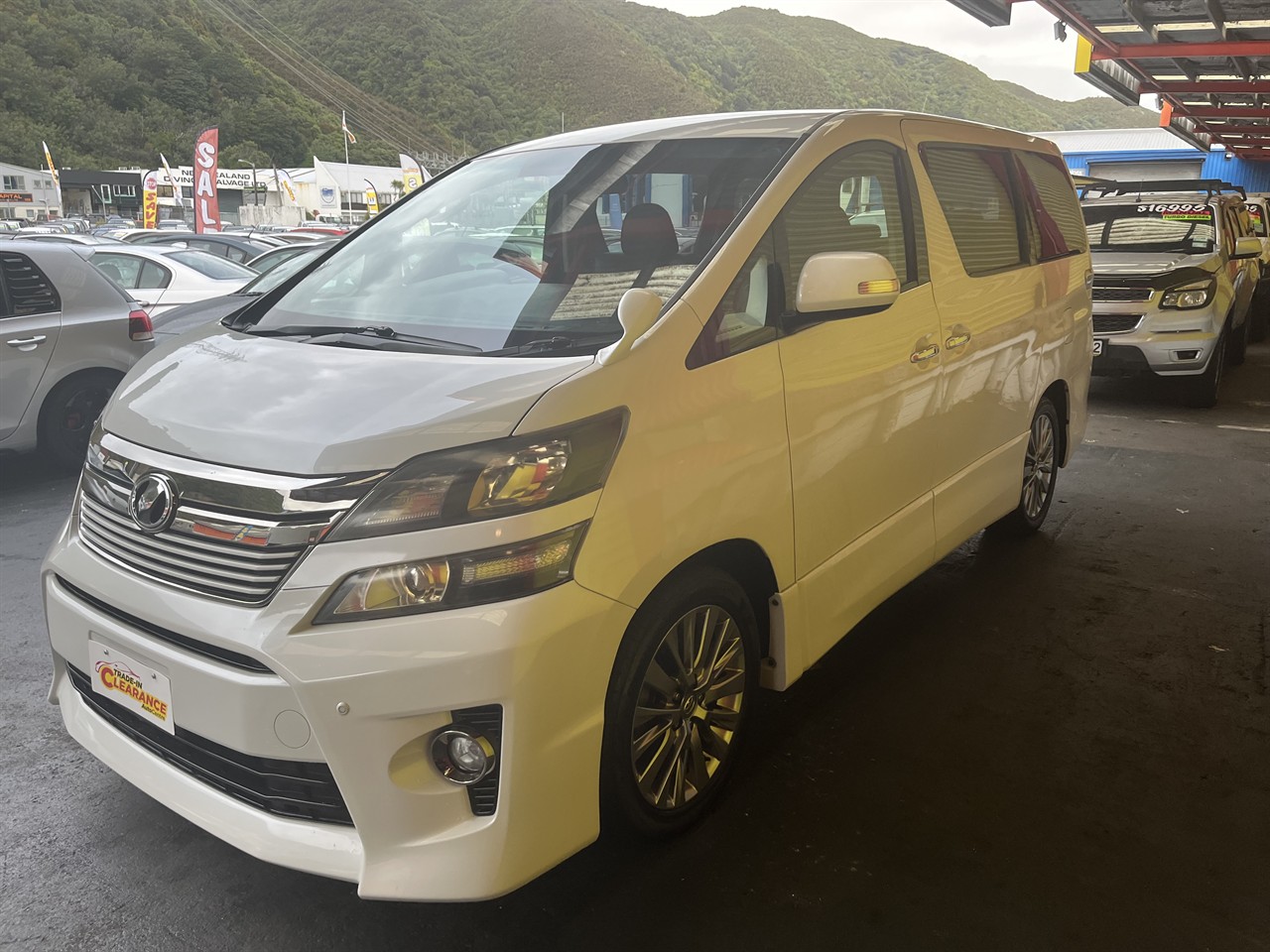 2014 Toyota Vellfire