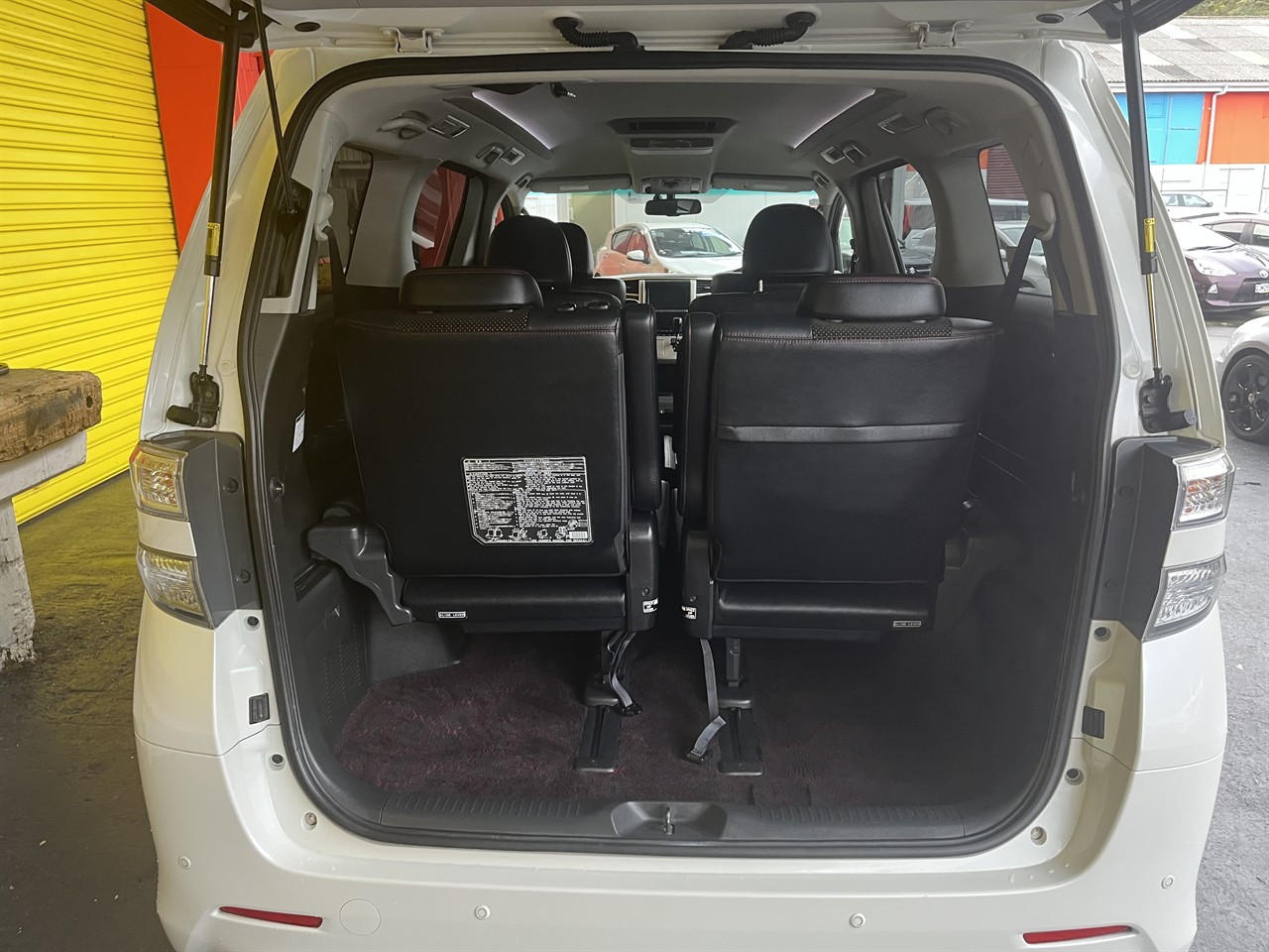2014 Toyota Vellfire