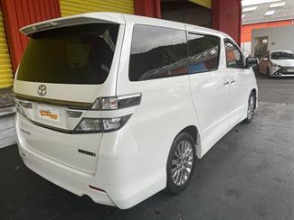 2014 Toyota Vellfire - Thumbnail